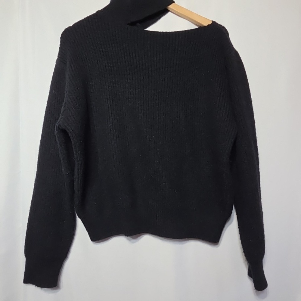 Six Fifty Black Cutout Neck Sweater‎ S/M Ribbed Knit Asymmetrical